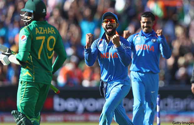 India vs Pakistan: Bollywood Celebrates The Victory, Twitterati Go Crazy!