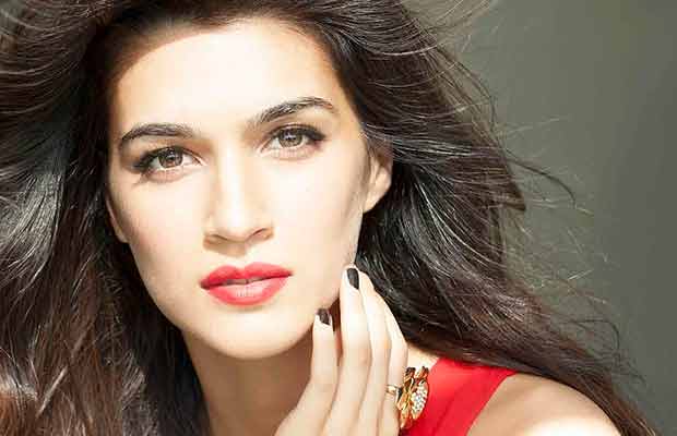 Here’s What Is Keeping Kriti Sanon Away From Reading Books!