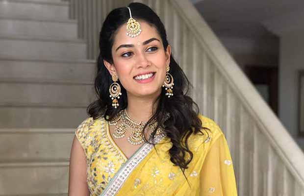 Shahid Kapoor’s Wife Mira Rajput Shines As Bright As The Sunshine In This Outfit