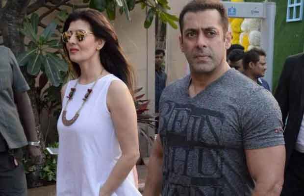 Salman Khan Planned To Marry Sangeeta Bijlani Or Someone Else Back In 1993?