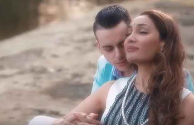 Sofia Hayat Shares Her Love Making Video With Husband And Is Sure To Raise Eyebrows!