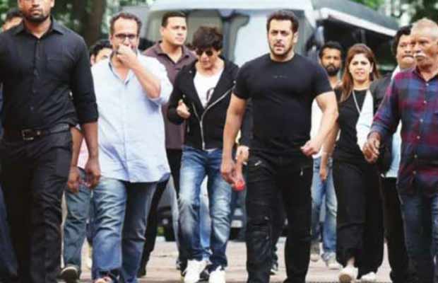 Snapped: Shah Rukh Khan And Salman Khan’s First Picture From The Sets Of Anand L Rai’s Next!