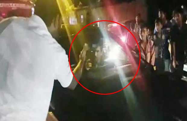 Watch: Sushant Singh Rajput Gets Into An Abusive Spat Mid-Road With A Driver
