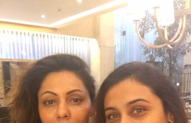 Photos: Rani Mukerji’s No Hair, No Make Up, No Filter Selfie With Shah Rukh Khan’s Wife Gauri Khan