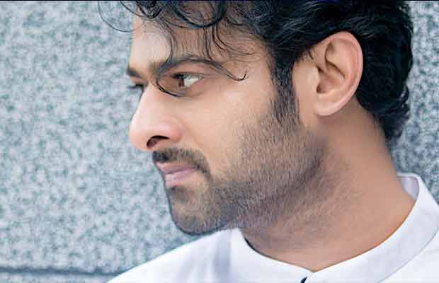 Prabhas’ Rendezvous With Fans On Saaho Set