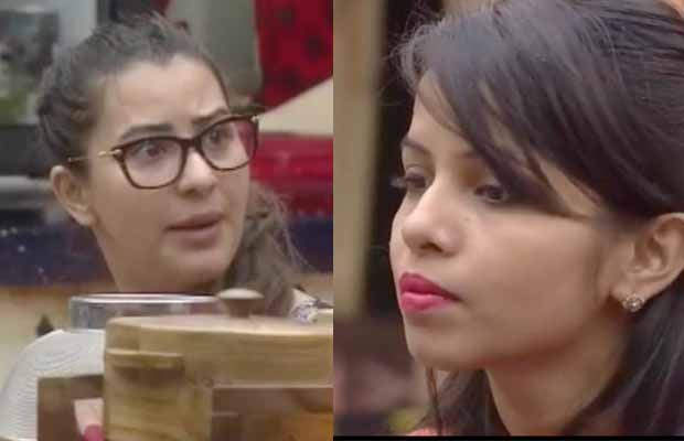 Bigg Boss 11: Hina Khan And Shilpa Shinde’s Funny Reaction On Dhinchak Pooja’s Head Lice!