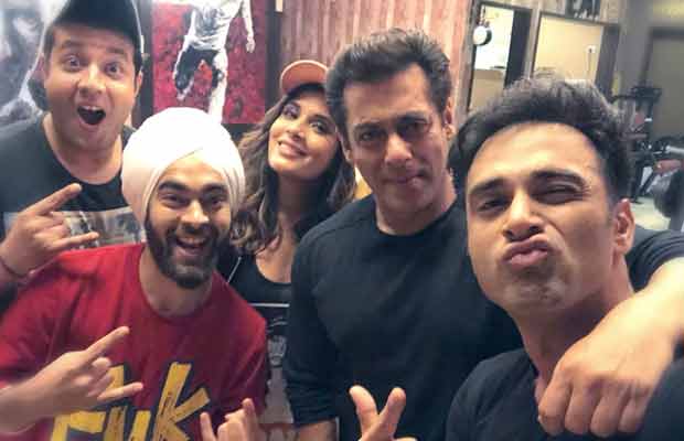 Fukras Celebrate 'Fukrey Returns' Success With Bhai Salman Khan!