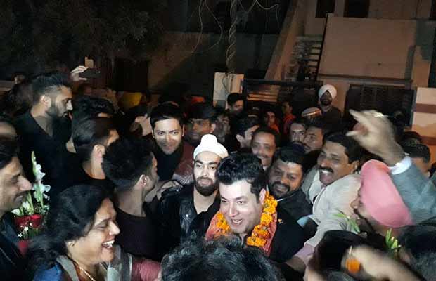 Varun Sharma Aka Choocha Gets A Grand Welcome Back Home In Jalandhar!