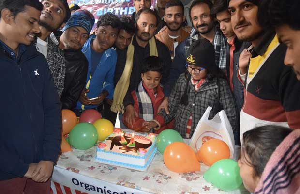 Real Life Anand Kumar Celebrated Super 30 Star Hrithik Roshan’s Birthday