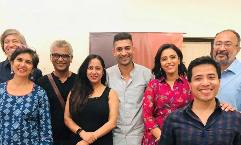 Swara Bhaskar And Anjum Rajabali Felicitate The Winner Of Launch Your Script, 2018