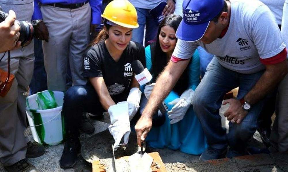 Jacqueline Fernandez Appeals To People To Help Rebuild Kerala