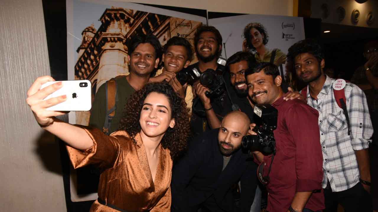Sanya Malhotra And Ritesh Batra Click Pictures With Paparazzi At A Special Preview Of Photograph