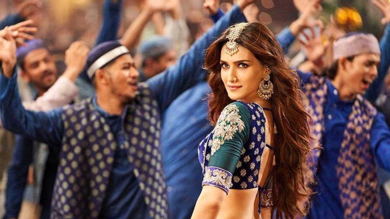 Kriti Sanon Create A Rage Amongst The Fans With Her Song ‘Aira Gaira’